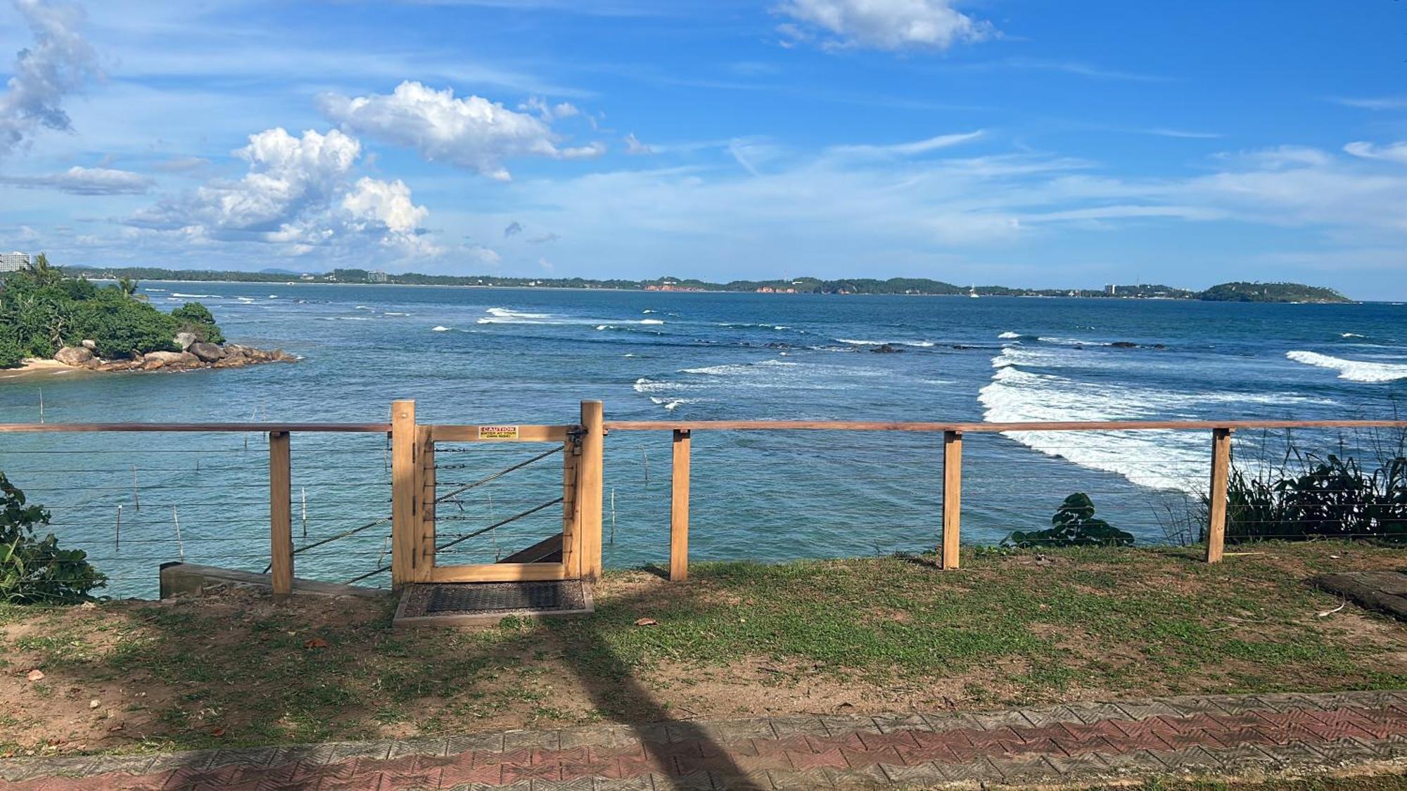 Kenno'S Korner Hotell Weligama Exteriör bild