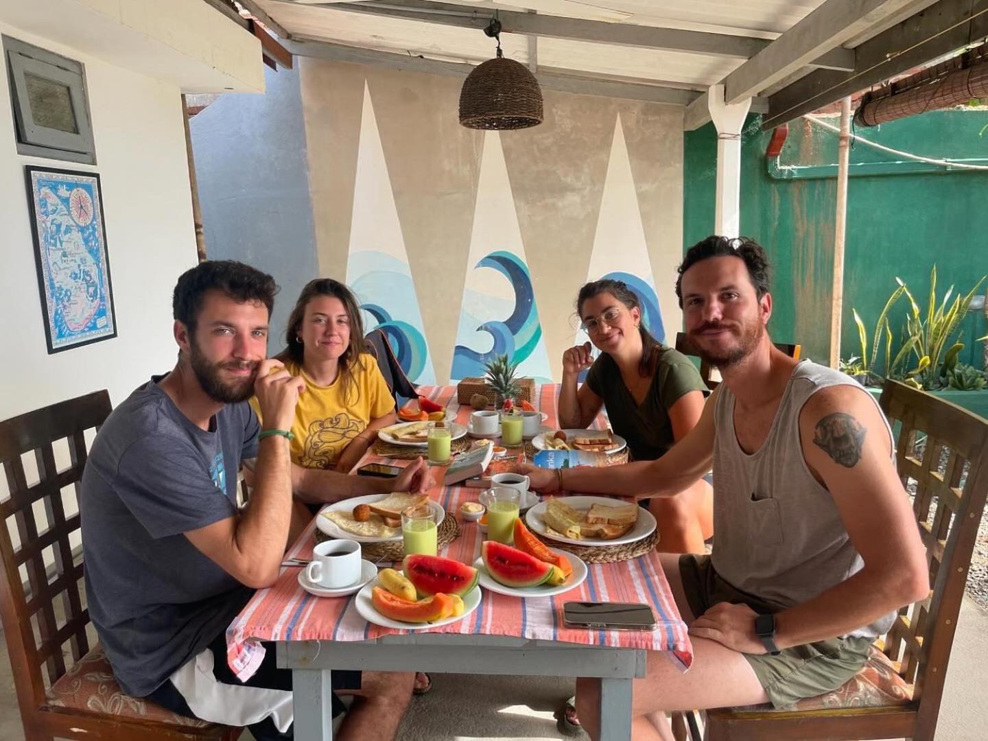 Kenno'S Korner Hotell Weligama Exteriör bild