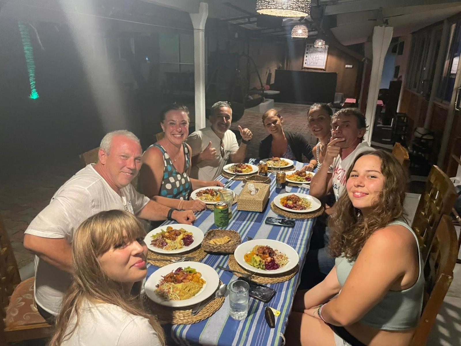 Kenno'S Korner Hotell Weligama Exteriör bild